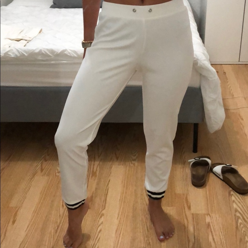White joggers worn once